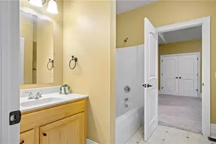 4616 Oakwood Hills Pkwy, Eau Claire, WI 54701 - Photo 28