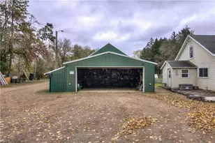 103 S Buena Vista Rd, Elk Mound, WI 54739 - Photo 40