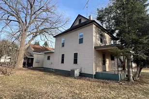 2202 S Broadway St, Menomonie, WI 54751 - Photo 42