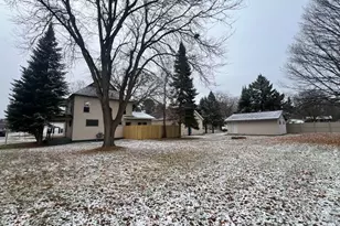 2202 S Broadway St, Menomonie, WI 54751 - Photo 50