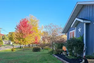 619 Rose St, Black River Falls, WI 54615 - Photo 6