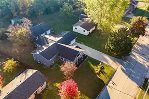 619 Rose St, Black River Falls, WI 54615 - Photo 4