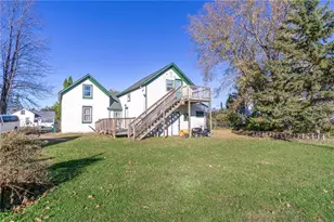 812 W Lincoln Street #1&amp 2, Augusta, WI 54722 - Photo 4