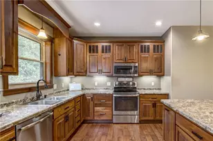 308 Monte Carlo Dr, Eau Claire, WI 54703 - Photo 6