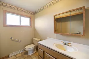 1384 County Hwy H, Stanley, WI 54768 - Photo 4