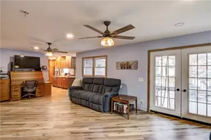 957 Emery St, Stanley, WI 54768 - Photo 10