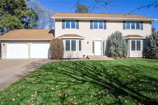 3335 Westover Ln, Eau Claire, WI 54701 - Photo 1