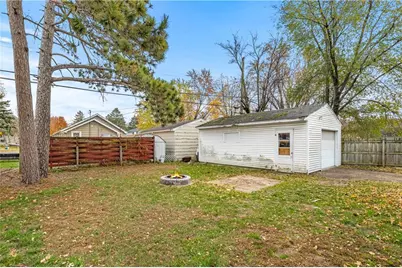 619 Fairfax Street, Altoona, WI 54720 - Photo 28