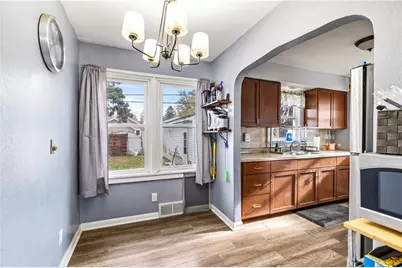 619 Fairfax Street, Altoona, WI 54720 - Photo 10