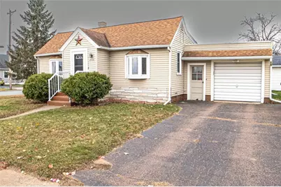 2908 6th Street, Eau Claire, WI 54703 - Photo 1