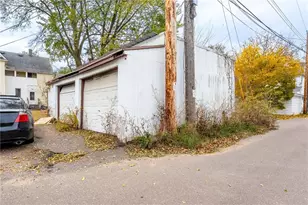 708 Jones Street #1 &amp #1/2, Eau Claire, WI 54701 - Photo 4