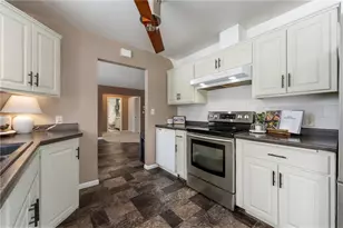 1421 Loffler Ct, Chippewa Falls, WI 54729 - Photo 8