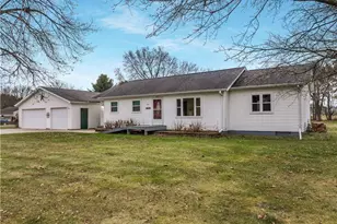 5217 E Hamilton Ave, Eau Claire, WI 54701 - Photo 4