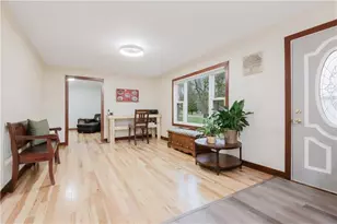 5217 E Hamilton Ave, Eau Claire, WI 54701 - Photo 6