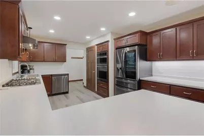 5217 E Hamilton Avenue, Eau Claire, WI 54701 - Photo 16