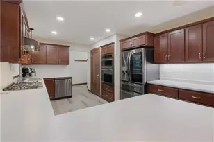 5217 E Hamilton Ave, Eau Claire, WI 54701 - Photo 16