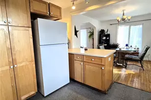 3233 Potter Rd, Eau Claire, WI 54703 - Photo 8