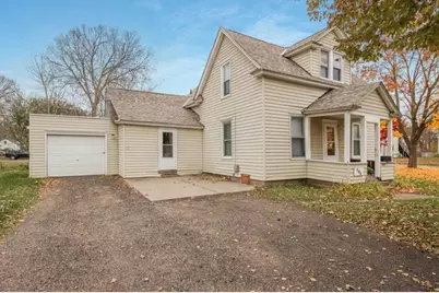 424 6th Avenue, Eau Claire, WI 54703 - Photo 2