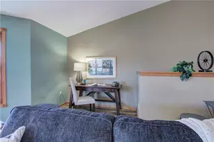 8536 Hanson Dr, Holmen, WI 54636 - Photo 10