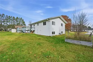 816 E 9th St, Ladysmith, WI 54848 - Photo 26