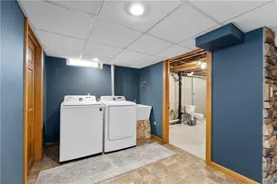 305 S Clark St, Thorp, WI 54771 - Photo 24