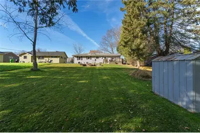 305 S Clark Street, Thorp, WI 54771 - Photo 4