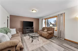 305 S Clark St, Thorp, WI 54771 - Photo 12