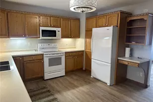 3230 Preston Rd, Eau Claire, WI 54703 - Photo 8