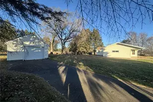 3230 Preston Rd, Eau Claire, WI 54703 - Photo 2