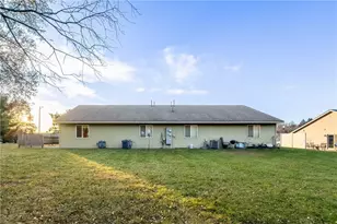 143/145 Michael Street, Chippewa Falls, WI 54729 - Photo 4