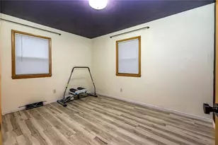 11 State St, Neillsville, WI 54456 - Photo 8