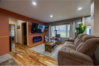 338 Wisconsin Avenue, Rice Lake, WI 54868 - Photo 6