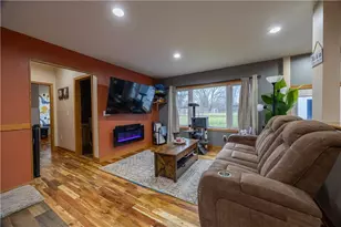 338 Wisconsin Ave, Rice Lake, WI 54868 - Photo 6