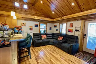 320 15th Ave, Menomonie, WI 54751 - Photo 6