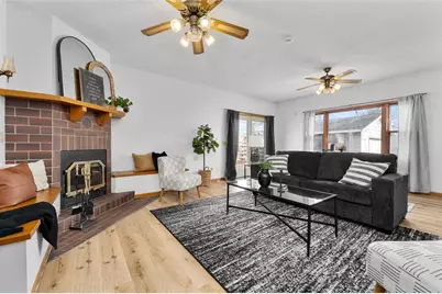 819 Harriet Street, Altoona, WI 54720 - Photo 10