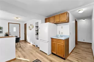 819 Harriet St, Altoona, WI 54720 - Photo 16