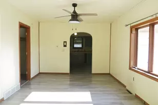 104 Clark St, Thorp, WI 54771 - Photo 10