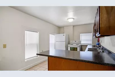 609 S Dewey Street, Eau Claire, WI 54701 - Photo 14