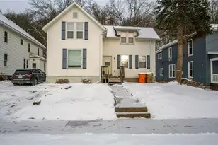 609 S Dewey St, Eau Claire, WI 54701 - Photo 1