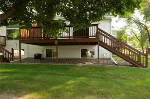 412 Lee St, Durand, WI 54736 - Photo 2