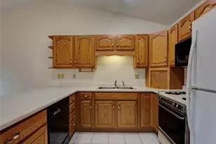 412 Lee St, Durand, WI 54736 - Photo 6