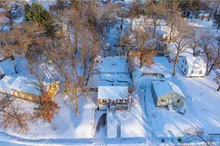 1217 Boulevard Pl, Eau Claire, WI 54703 - Photo 24