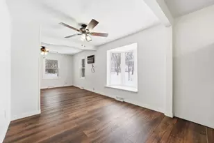 614 Maple St, Chippewa Falls, WI 54729 - Photo 12