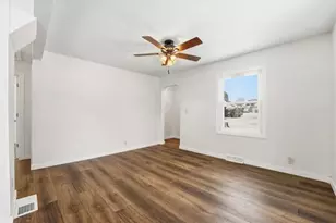 614 Maple St, Chippewa Falls, WI 54729 - Photo 6