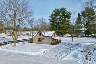 302 21st Ave, Menomonie, WI 54751 - Photo 2