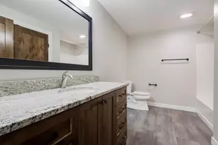 3981 Highview Dr, Eau Claire, WI 54703 - Photo 32