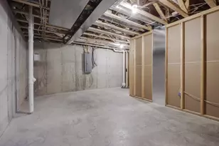 3981 Highview Dr, Eau Claire, WI 54703 - Photo 36