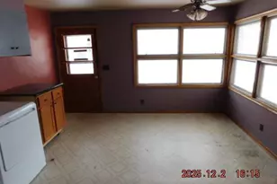 230 S Main St, Elmwood, WI 54740 - Photo 8