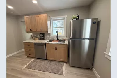 2607 Crescent Avenue, Eau Claire, WI 54703 - Photo 8