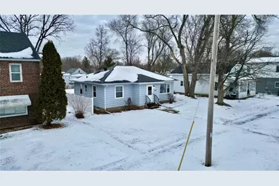 520 Fountain Street, Eau Claire, WI 54703 - Photo 2